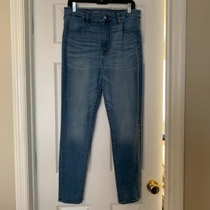 American Eagle Super Hi Rise Jegging